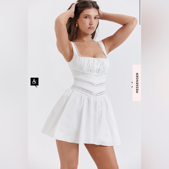 NWT HouseofcbTIFFANI WHITE LACE TRIM MINI size M